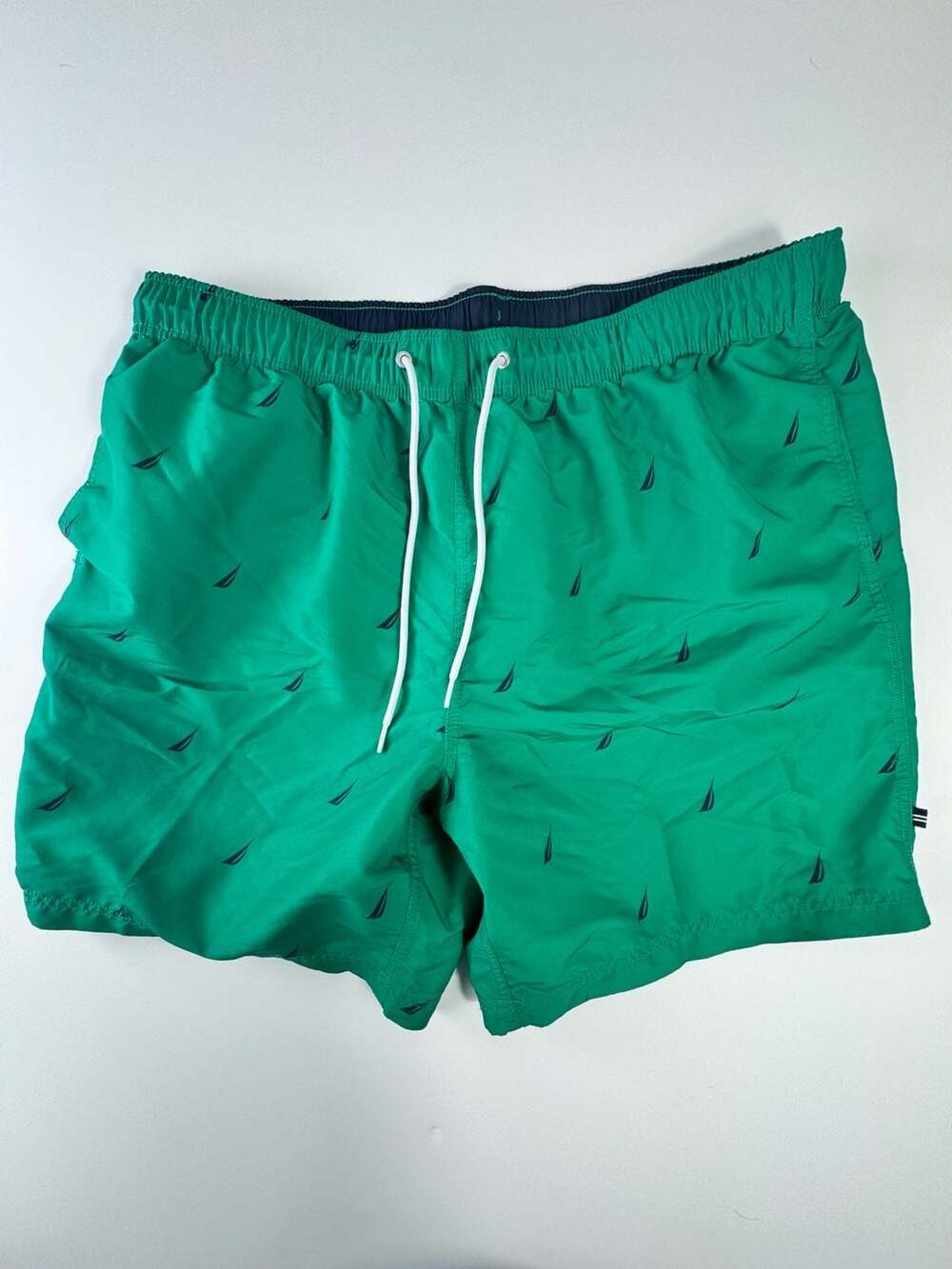 Nautica Men's Quick-Dry Sailboat Print Swim Trunks Green